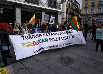 Madrid se moviliza en apoyo a Rojava